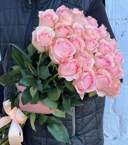 "Объятия"- букет из роз с доставкой на дом по Березнякам